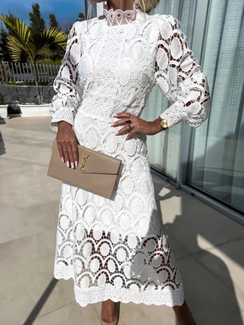 Robe en dentelle ajustée