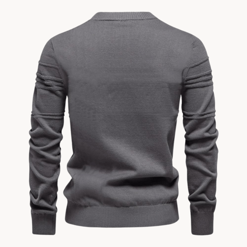 Élégant pull à carreaux